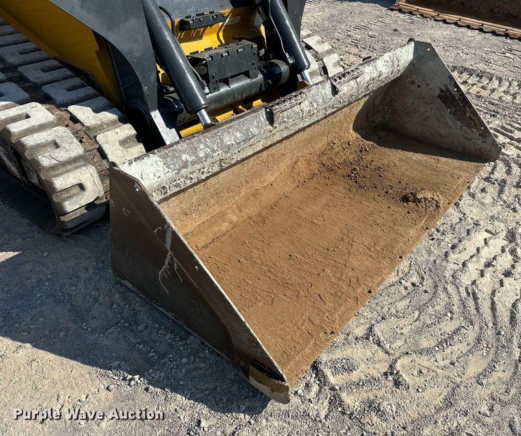 image for item EJ4899 2017 John Deere 333G tracked skid steer loader