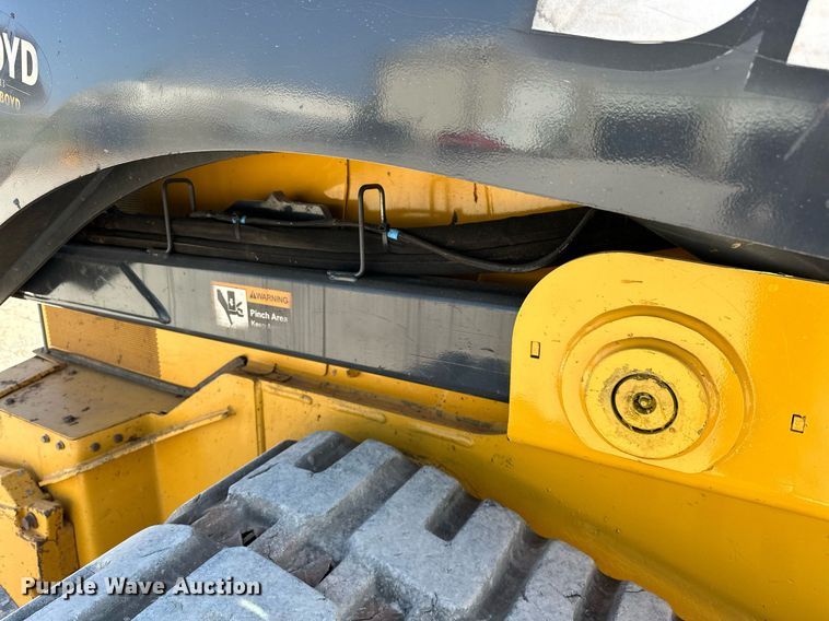 image for item EJ4899 2017 John Deere 333G tracked skid steer loader