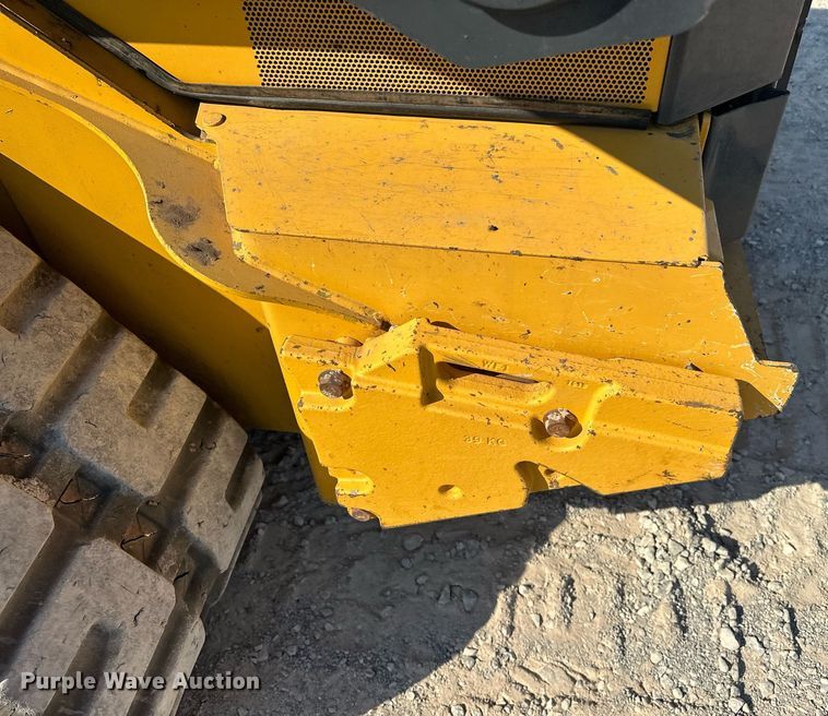 image for item EJ4899 2017 John Deere 333G tracked skid steer loader