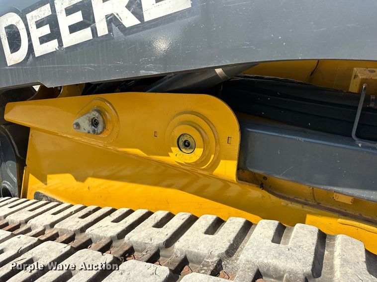 image for item EJ4899 2017 John Deere 333G tracked skid steer loader