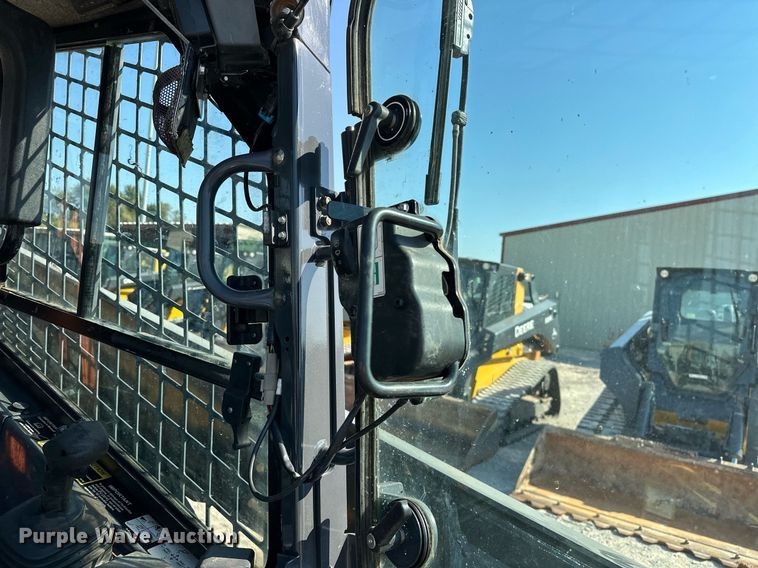 image for item EJ4899 2017 John Deere 333G tracked skid steer loader