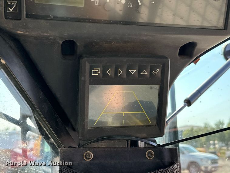 image for item EJ4899 2017 John Deere 333G tracked skid steer loader