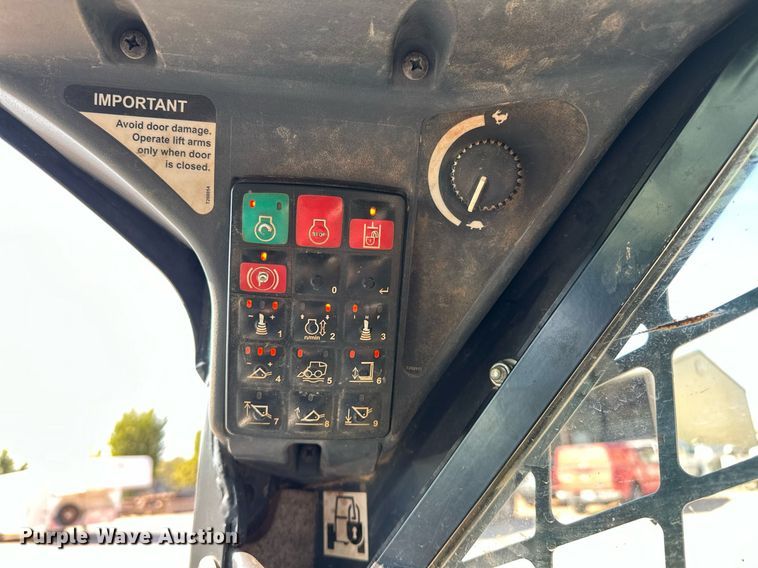 image for item EJ4899 2017 John Deere 333G tracked skid steer loader