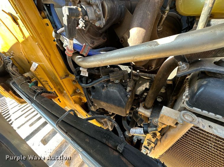 image for item EJ4899 2017 John Deere 333G tracked skid steer loader