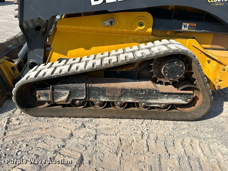 image for item EJ4899 2017 John Deere 333G tracked skid steer loader