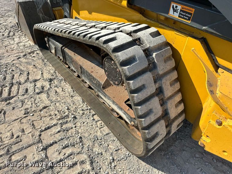 image for item EJ4899 2017 John Deere 333G tracked skid steer loader