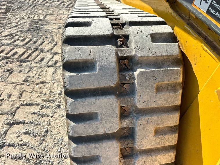 image for item EJ4899 2017 John Deere 333G tracked skid steer loader