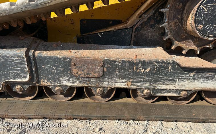 image for item EJ4899 2017 John Deere 333G tracked skid steer loader