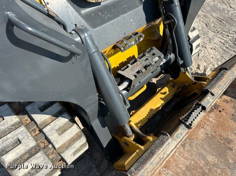 image for item EJ4900 2020 John Deere 333G tracked skid steer loader
