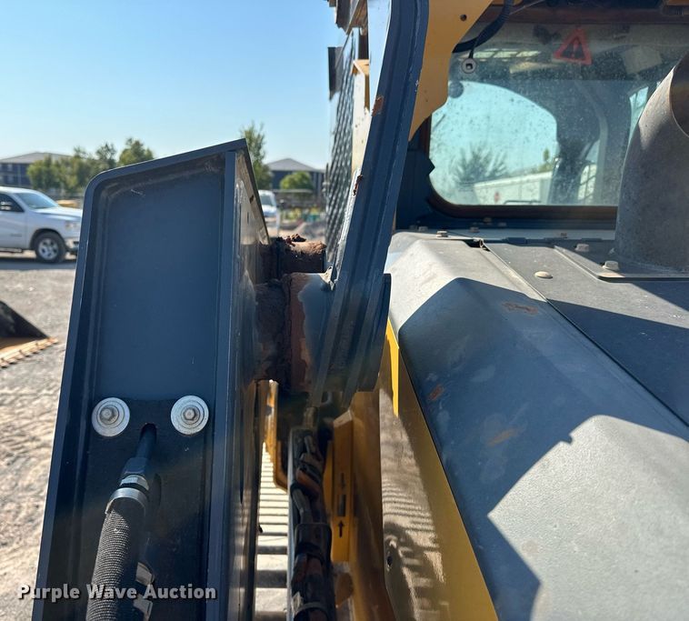 image for item EJ4900 2020 John Deere 333G tracked skid steer loader