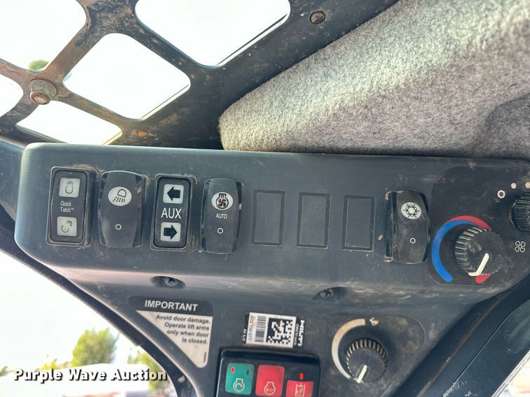 image for item EJ4900 2020 John Deere 333G tracked skid steer loader