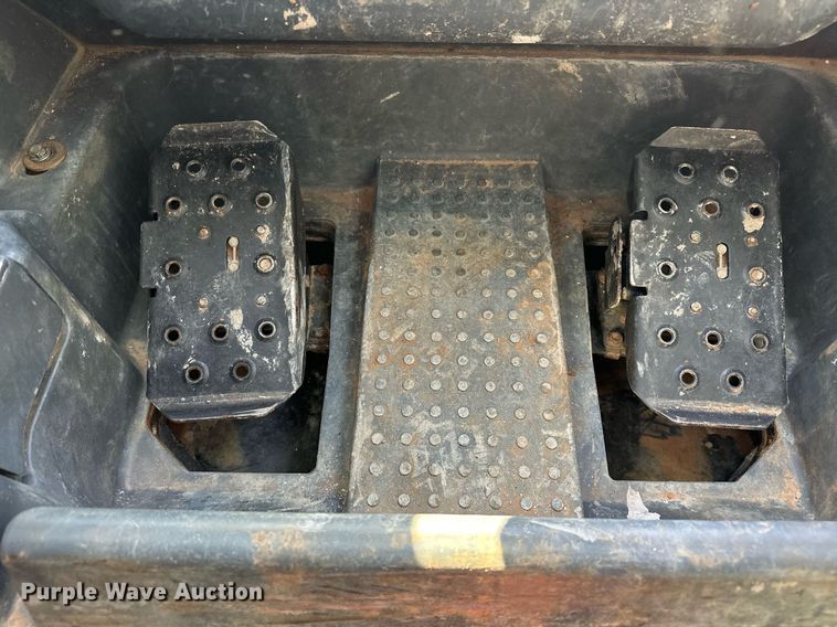 image for item EJ4900 2020 John Deere 333G tracked skid steer loader