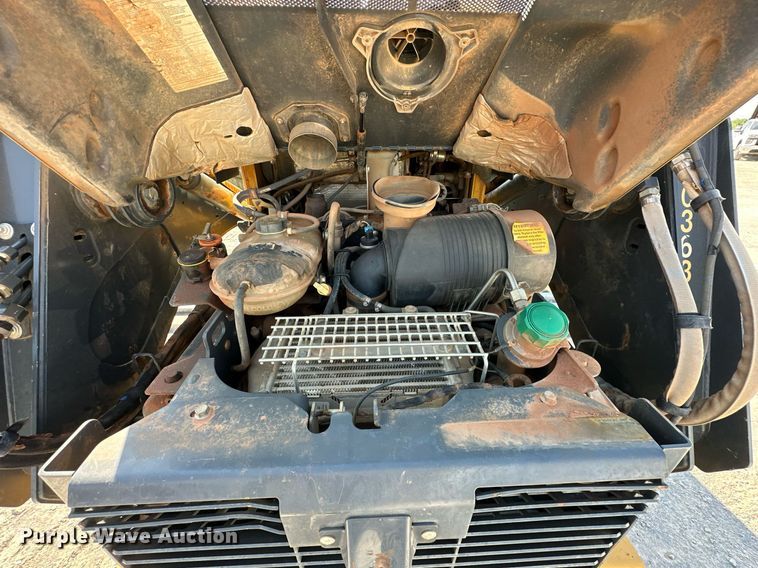 image for item EJ4900 2020 John Deere 333G tracked skid steer loader