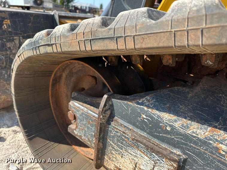 image for item EJ4900 2020 John Deere 333G tracked skid steer loader