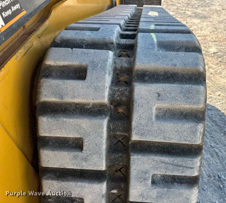 image for item EJ4900 2020 John Deere 333G tracked skid steer loader