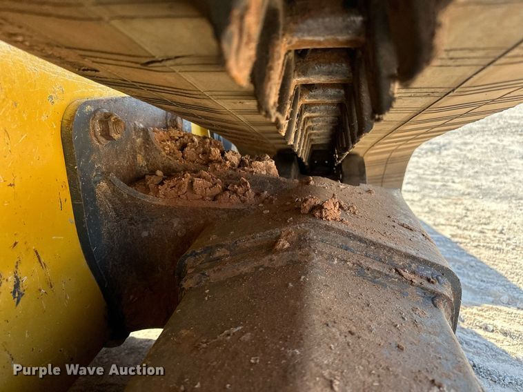 image for item EJ4900 2020 John Deere 333G tracked skid steer loader