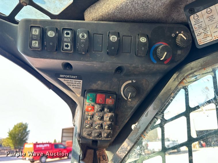 image for item EJ4901 2020 John Deere 333G tracked skid steer loader