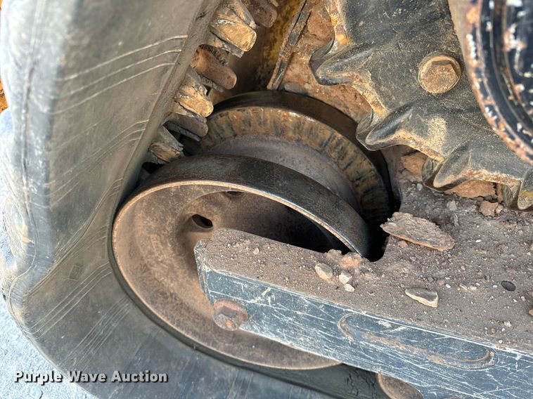 image for item EJ4901 2020 John Deere 333G tracked skid steer loader