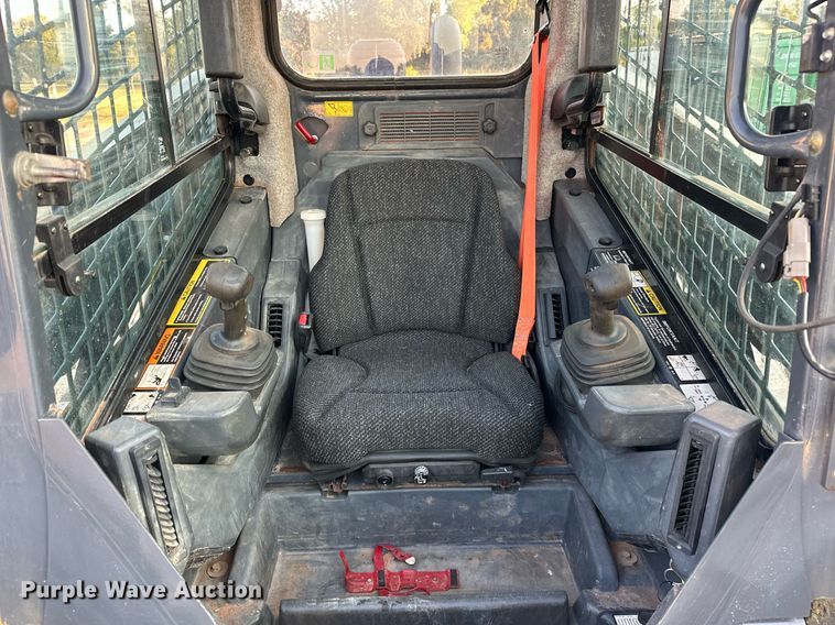 image for item EJ4902 2019 John Deere 333G  tracked skid steer loader