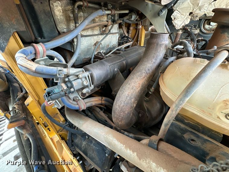 image for item EJ4902 2019 John Deere 333G  tracked skid steer loader