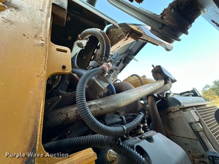 image for item EJ4902 2019 John Deere 333G  tracked skid steer loader