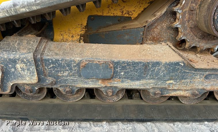 image for item EJ4902 2019 John Deere 333G  tracked skid steer loader