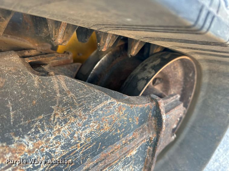 image for item EJ4902 2019 John Deere 333G  tracked skid steer loader