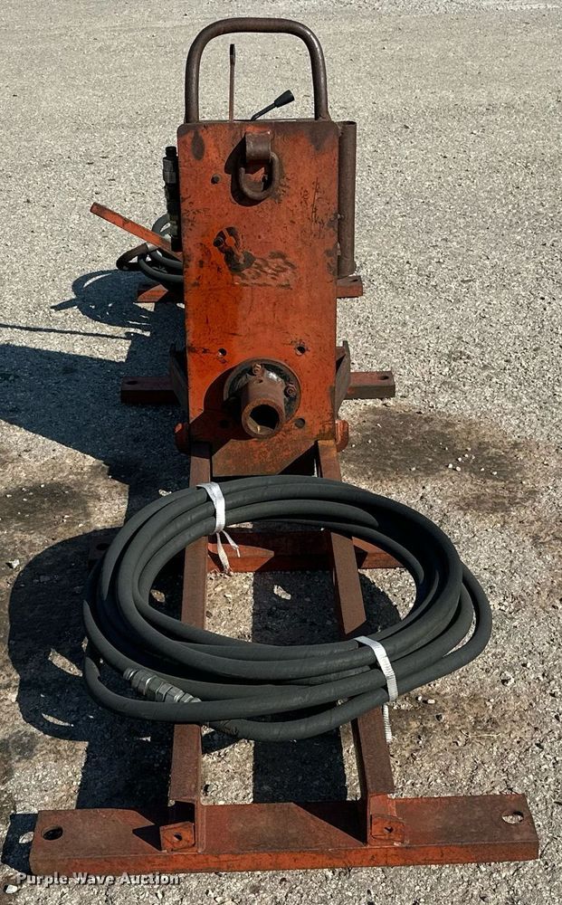 image for item EJ4906 Ditch Witch  140LA earth auger