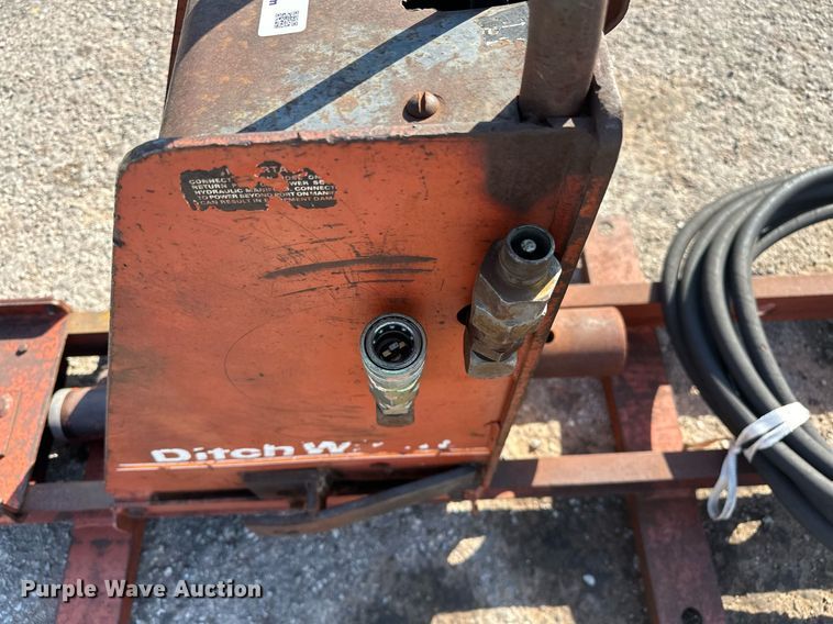 image for item EJ4906 Ditch Witch  140LA earth auger