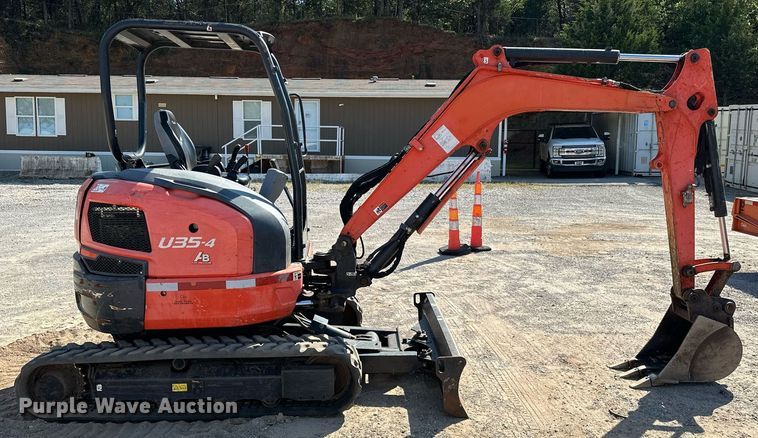 image for item EJ4908 2015 Kubota U35-4 mini excavator