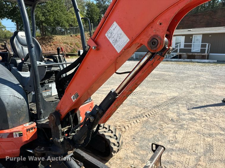 image for item EJ4908 2015 Kubota U35-4 mini excavator