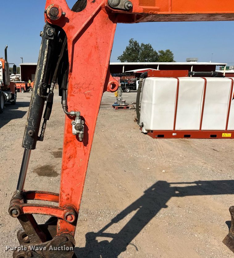 image for item EJ4908 2015 Kubota U35-4 mini excavator