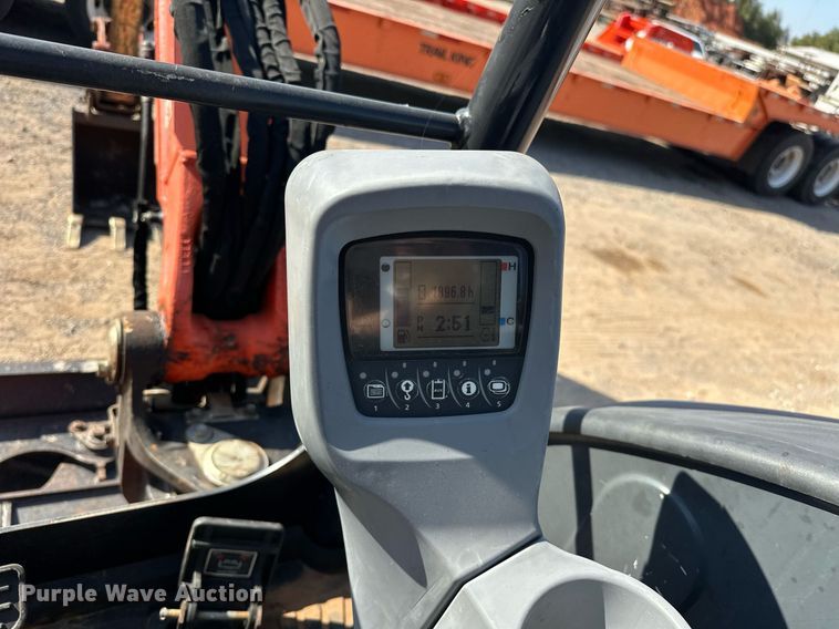 image for item EJ4908 2015 Kubota U35-4 mini excavator