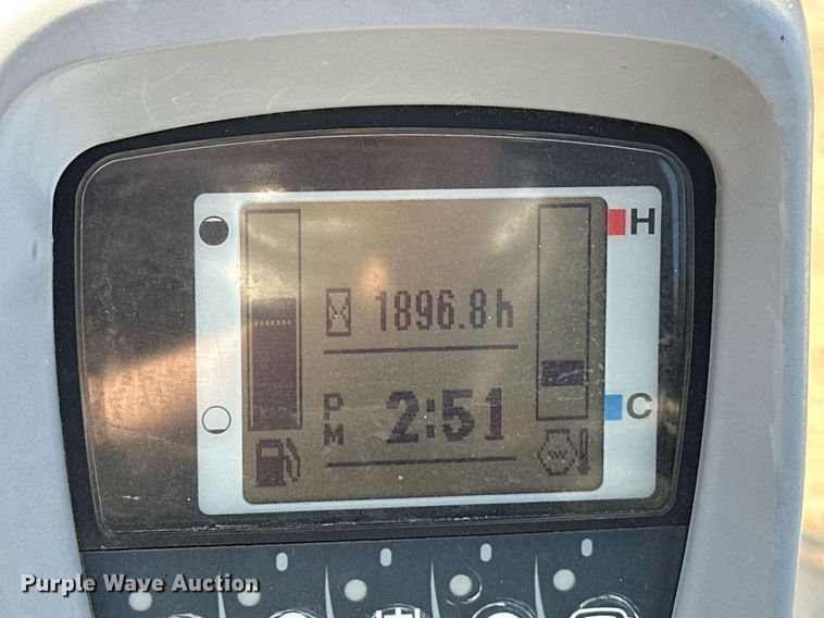 image for item EJ4908 2015 Kubota U35-4 mini excavator