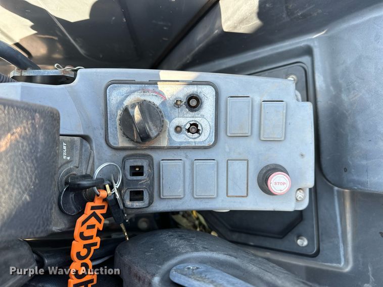 image for item EJ4908 2015 Kubota U35-4 mini excavator