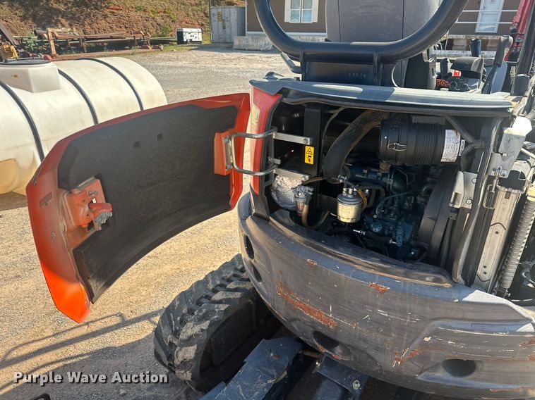 image for item EJ4908 2015 Kubota U35-4 mini excavator