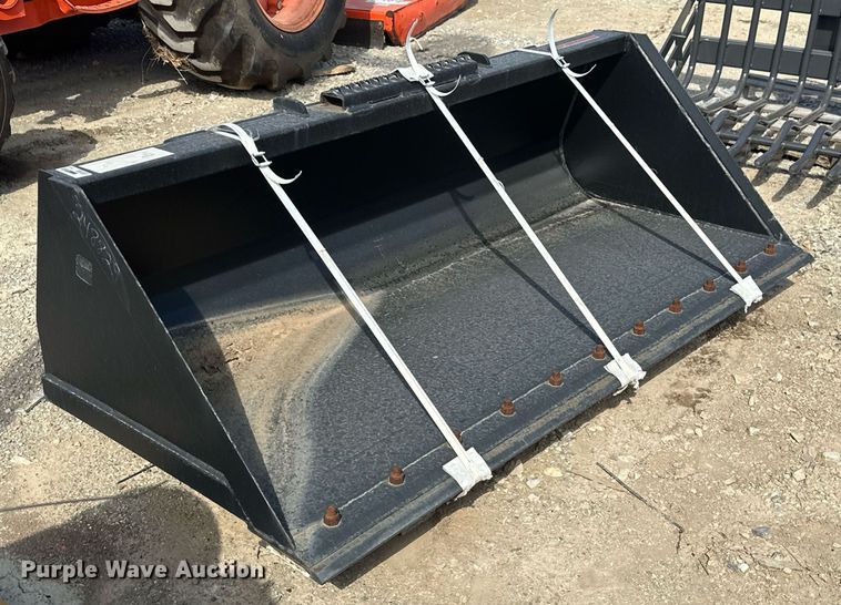 image for item EJ4979 2021 Arrow 2306605BUN skid steer bucket