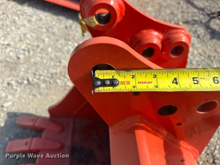 image for item EJ4983 Kubota K7789 excavator bucket