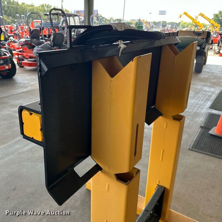 image for item EJ4987 Danuser T3 skid steer post driver 