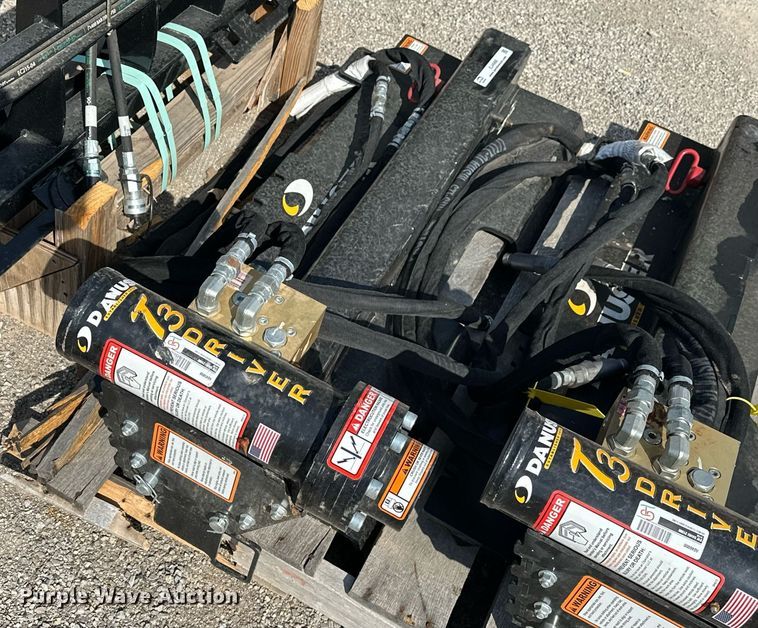 image for item EJ4988 Danuser  T3  skid steer post driver 