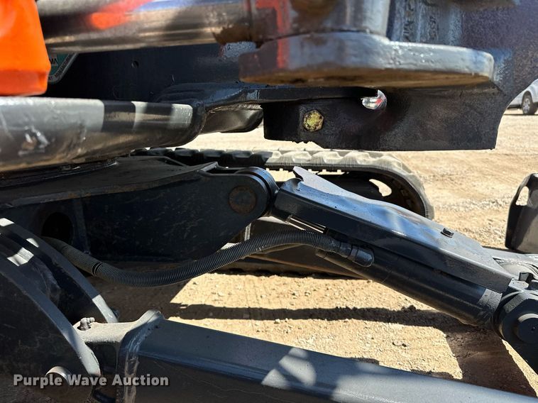 image for item EJ8992 2011 Hitachi ZX35U-3 mini excavator