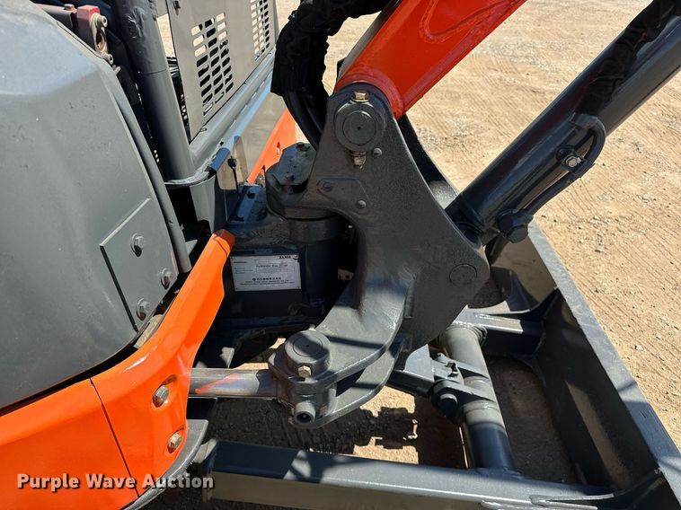 image for item EJ8992 2011 Hitachi ZX35U-3 mini excavator