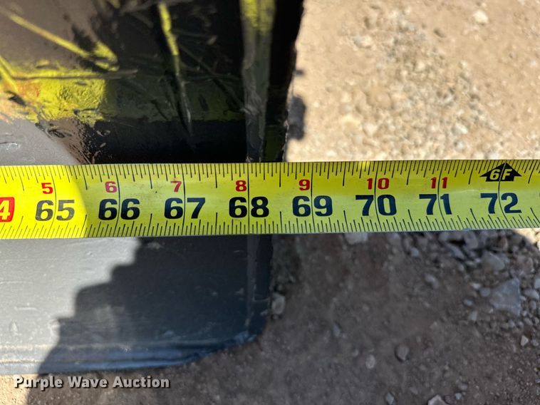 image for item EJ8992 2011 Hitachi ZX35U-3 mini excavator