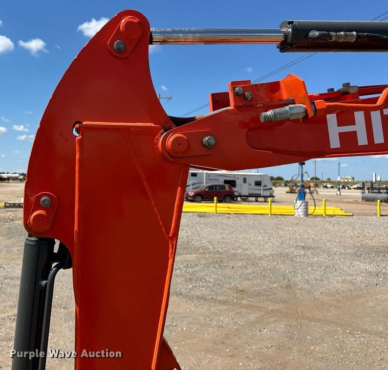 image for item EJ8992 2011 Hitachi ZX35U-3 mini excavator