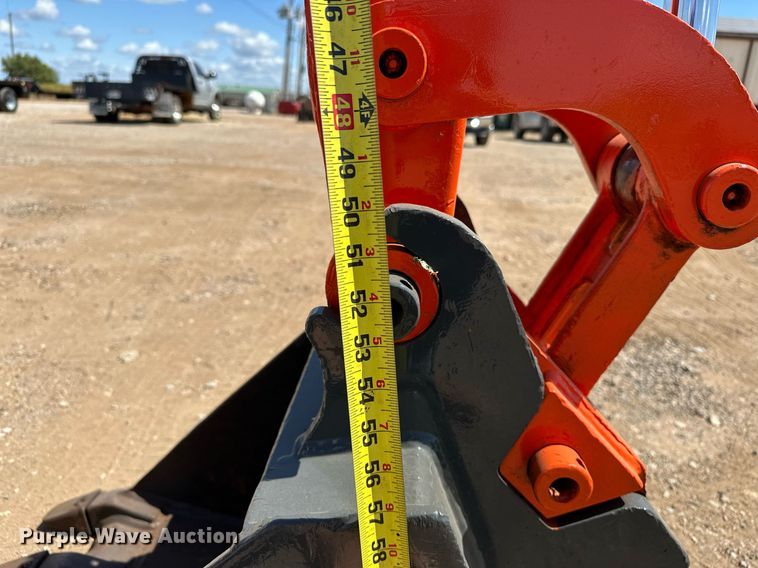 image for item EJ8992 2011 Hitachi ZX35U-3 mini excavator