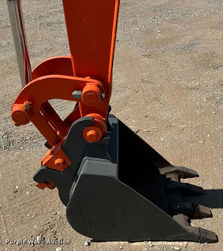 image for item EJ8992 2011 Hitachi ZX35U-3 mini excavator