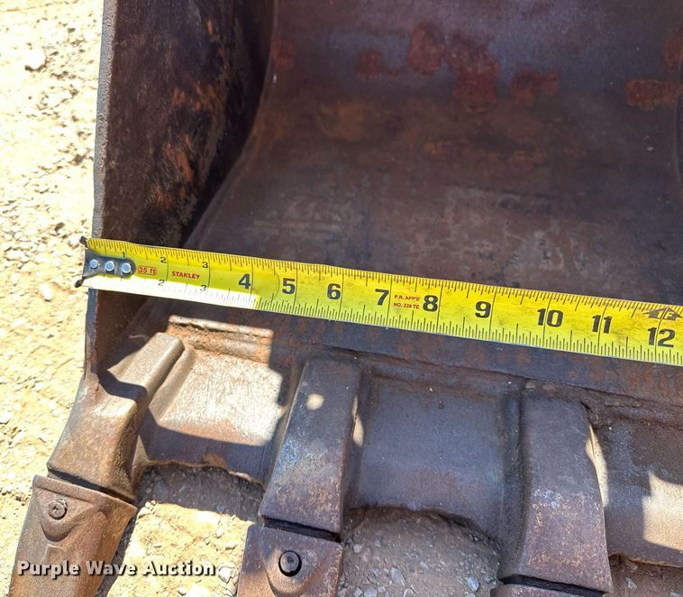 image for item EJ8992 2011 Hitachi ZX35U-3 mini excavator