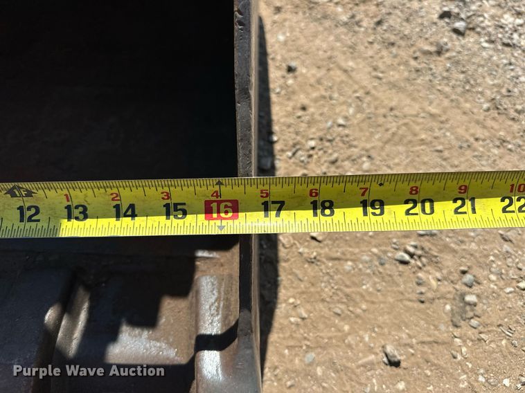 image for item EJ8992 2011 Hitachi ZX35U-3 mini excavator