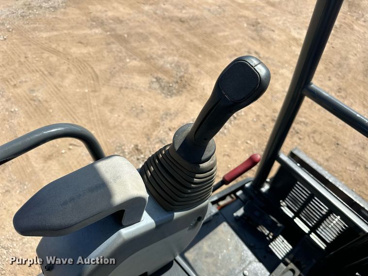 image for item EJ8992 2011 Hitachi ZX35U-3 mini excavator