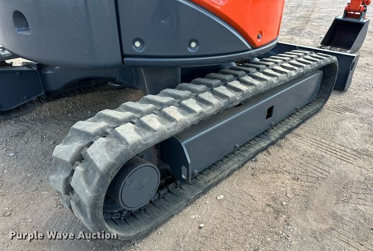 image for item EJ8992 2011 Hitachi ZX35U-3 mini excavator